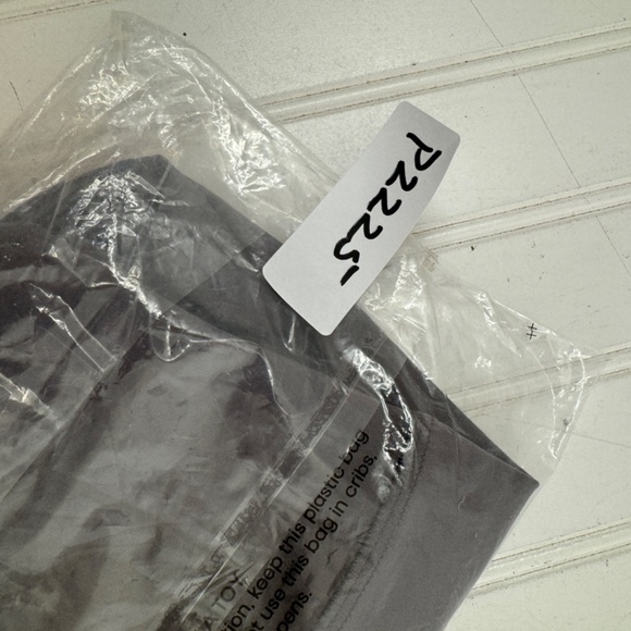 NWT CRZ Yoga Workout Capris US Small Tornado Grey - Picture 6 of 6